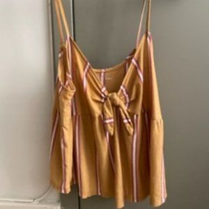 Yellow american eagle tank